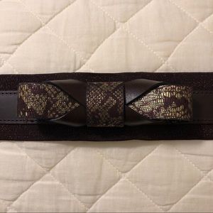 Women’s Wide Snake Print Bow Stretch Belt xs/s